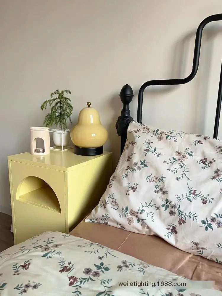 French Vintage Cream Pear Table Lamp with Touch Control