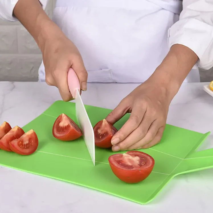 Foldable Cutting Board – Durable, Non-Slip & Easy to Clean