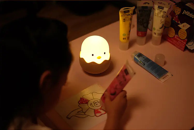 Creative Eggshell Chicken Night Light with Silicone Base
